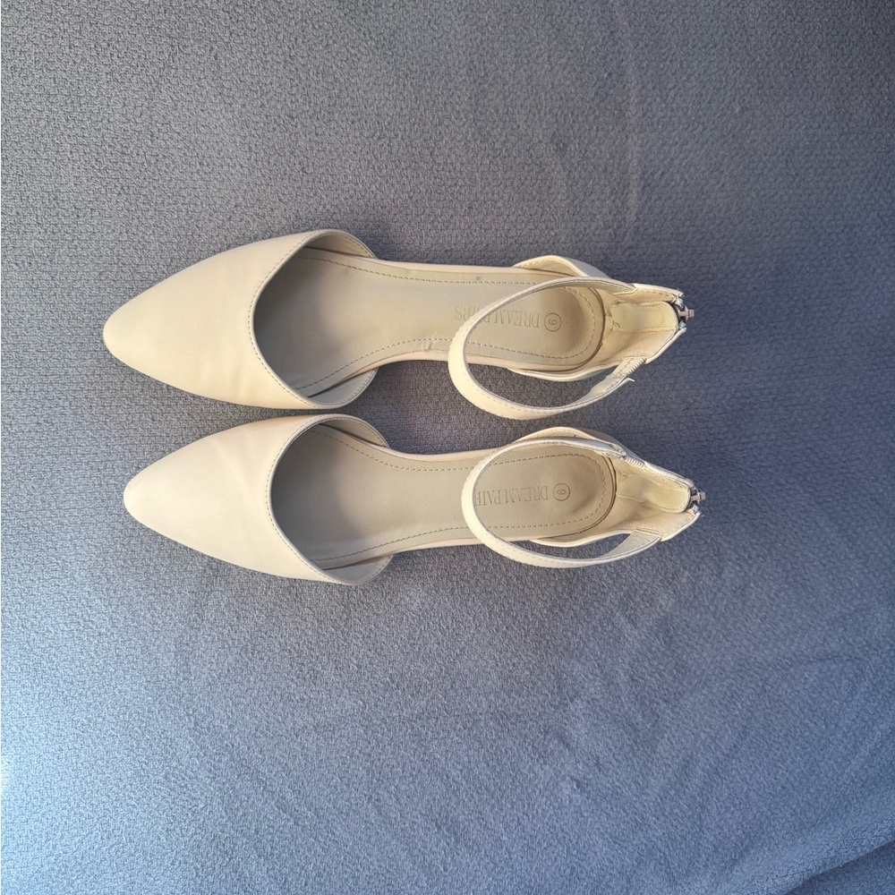 Dream Pairs Cream Flats with Pointed Toe and Ankle Strap